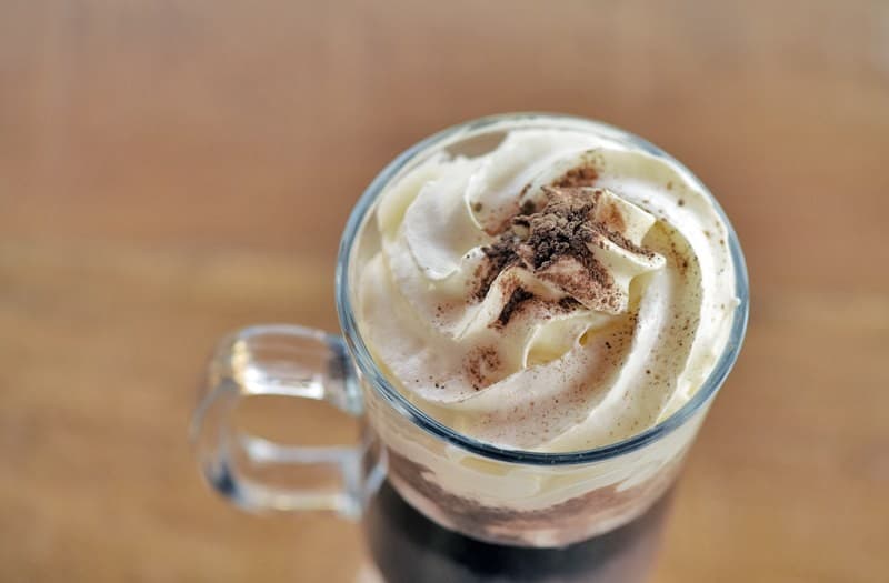 Frapê com chantilly