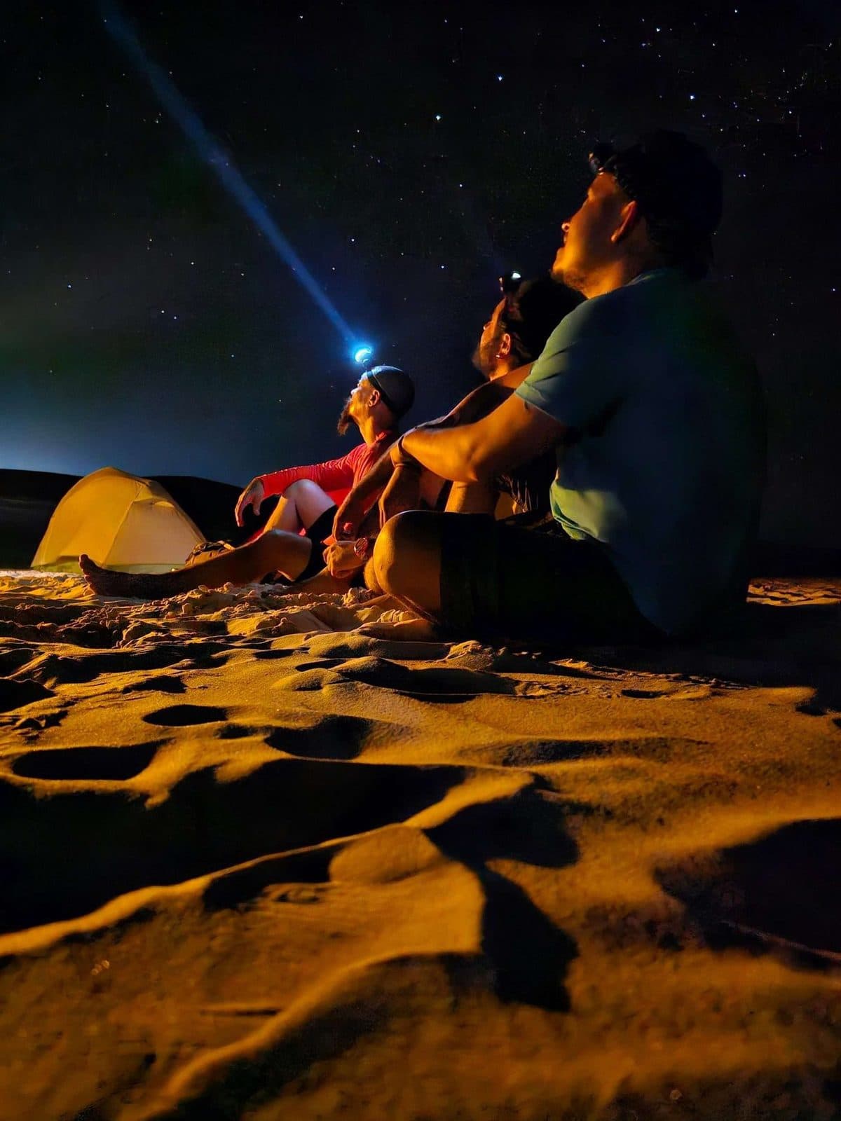 Noite estrelada nas dunas dos Lençóis
